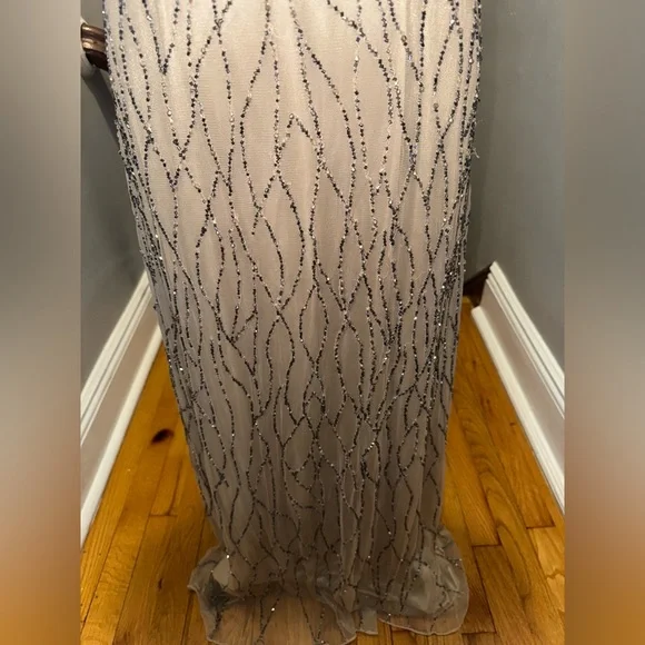 Adriana Papell long beaded dress - Picture 3 of 5